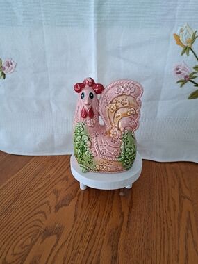 Vintage (RARE) KITSCHY Floral Ceramic Rooster COIN BANK